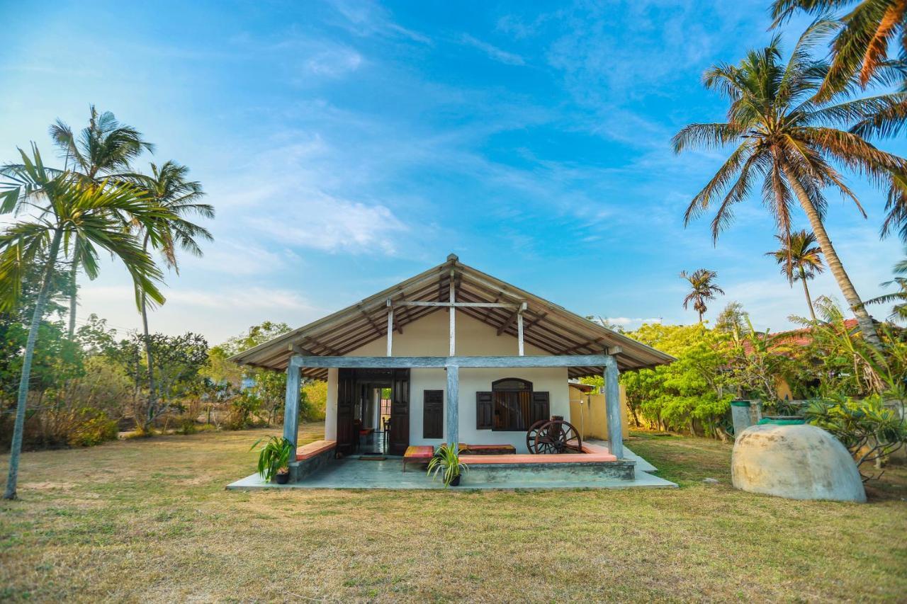 Ocean Cottage Kalametiya Екстериор снимка